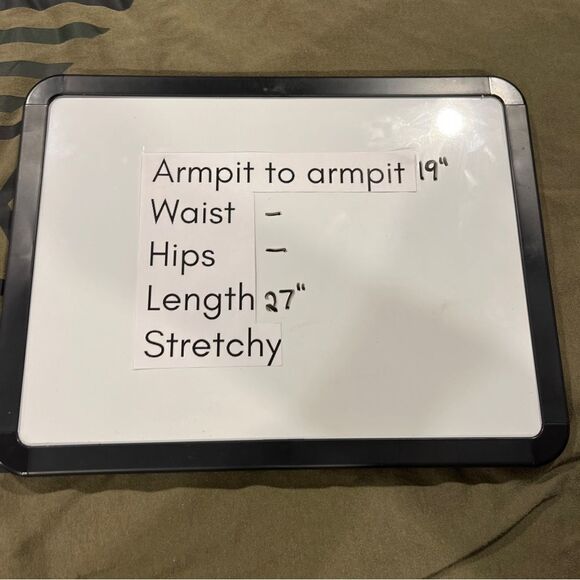 Under armor man freedom military olive green color short sleeve tshirt - Picture 6 of 10